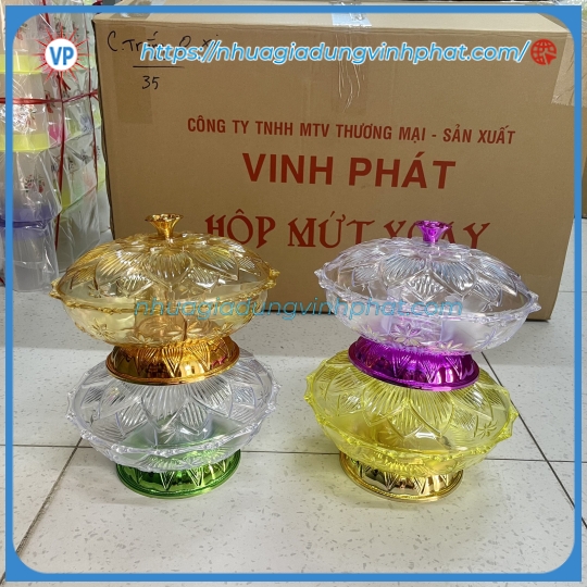 Hộp Mứt Sen Trắng